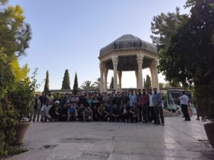  اردوی تفریحی و زیارتی شیراز برای قرآن آموزان مرکز حفظ قرآن حضرت ولیعصر(عج)